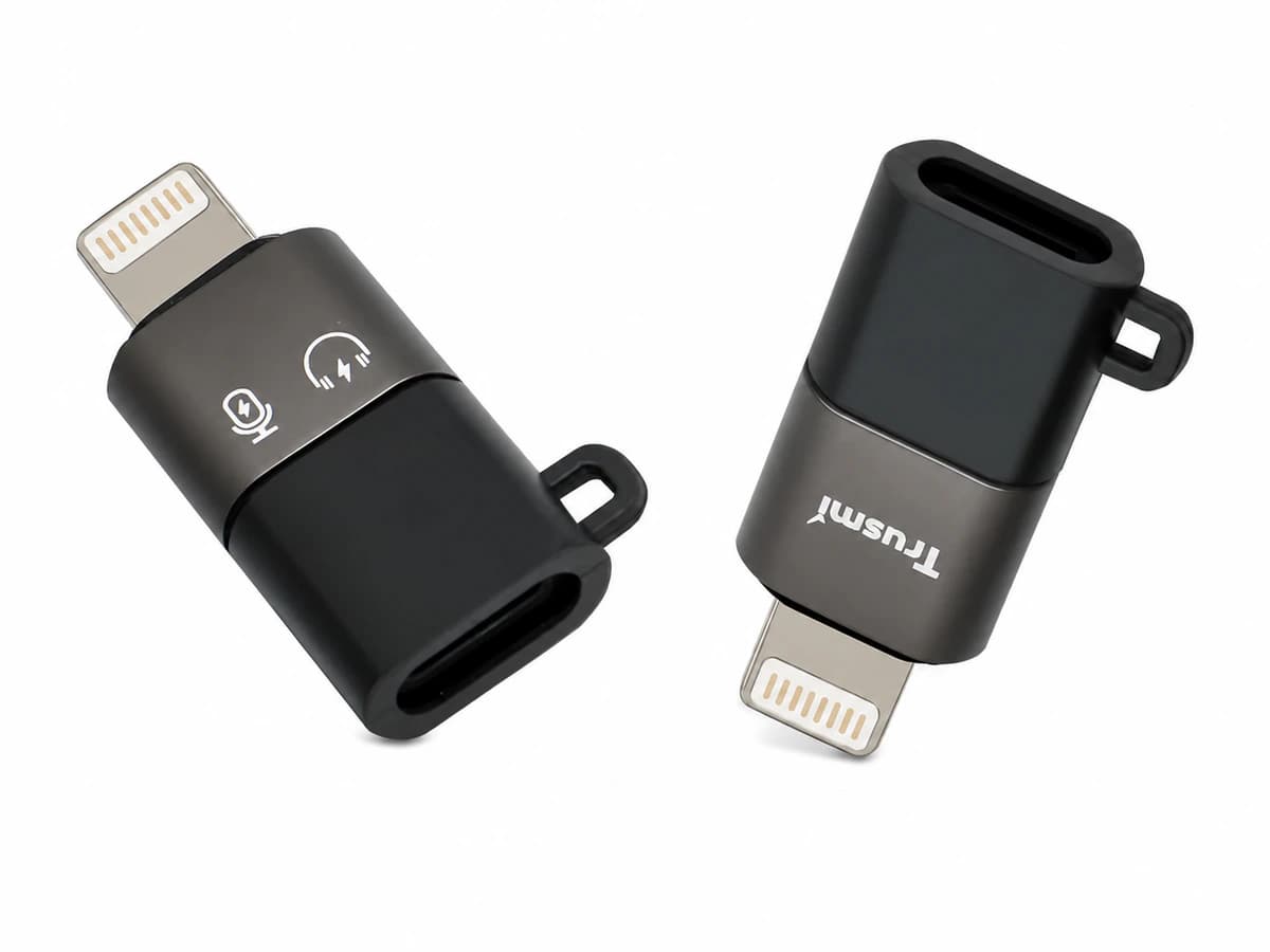 Adaptador Lightning macho a USB-C hembra
